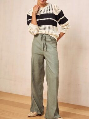 Evereve Joelle Stretch Linen Trousers with tie. Small. Agave Green.